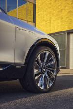 Cadillac Lyriq Show Car 2020 года